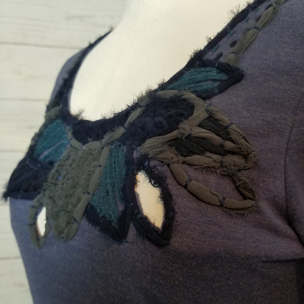 Lulumari Open Back Top - Picture 5 of 8